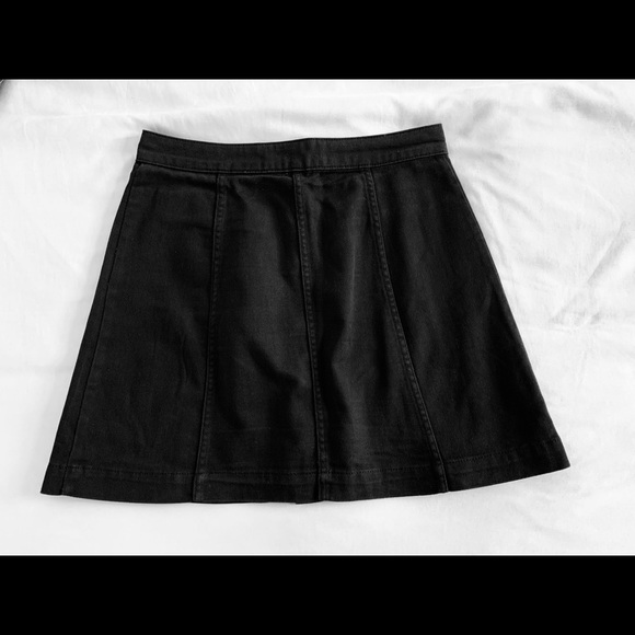 Basic flared casual skirt - Picture 2 of 4
